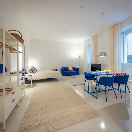 Casa Farbenspiel Διαμέρισμα Τεργέστη