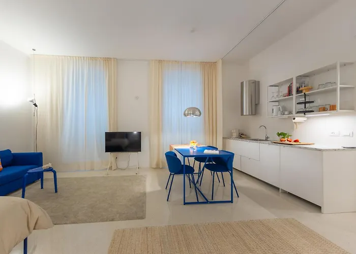 Casa Farbenspiel * Trieste